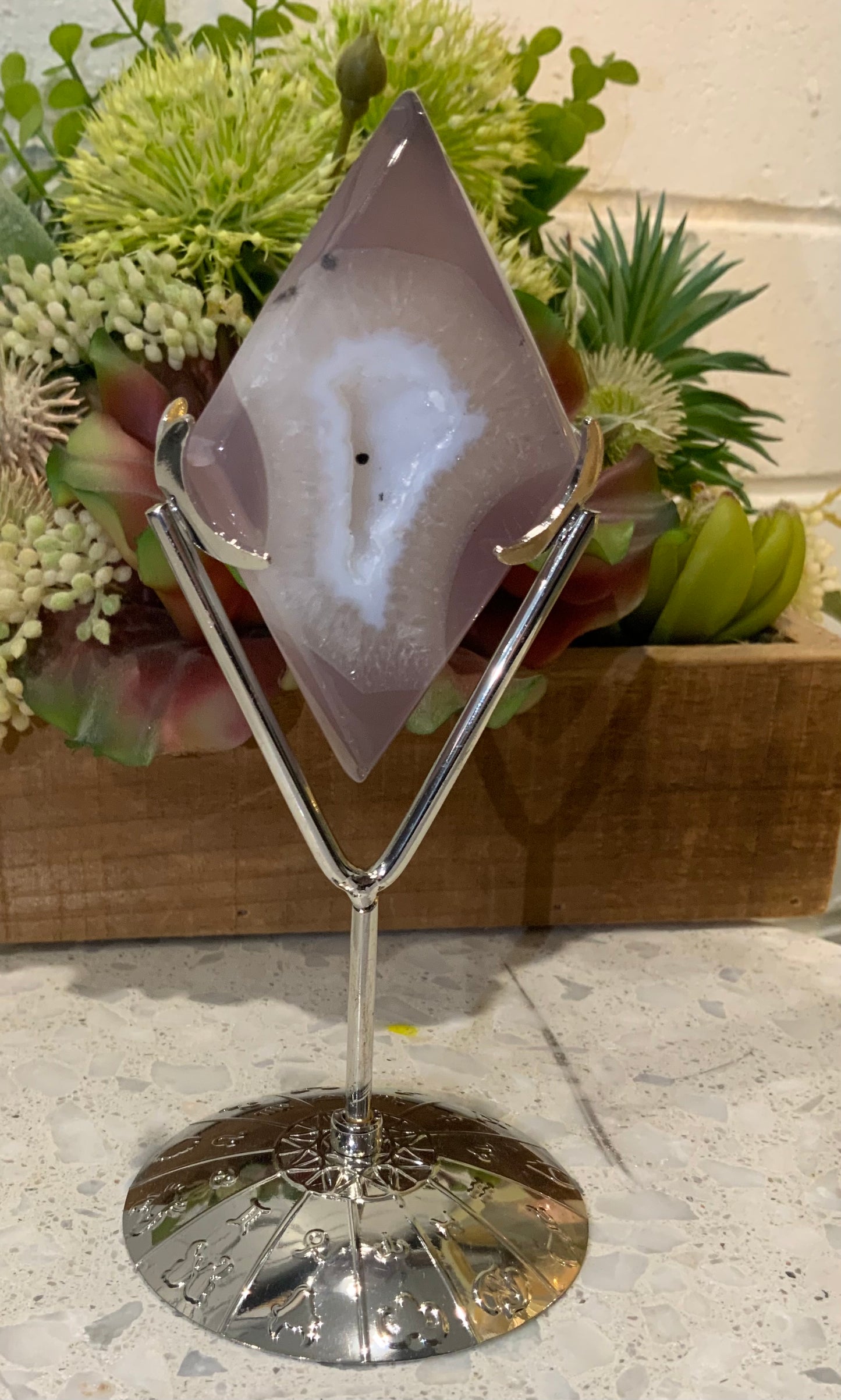 Diamond Agate Druzy + Stand