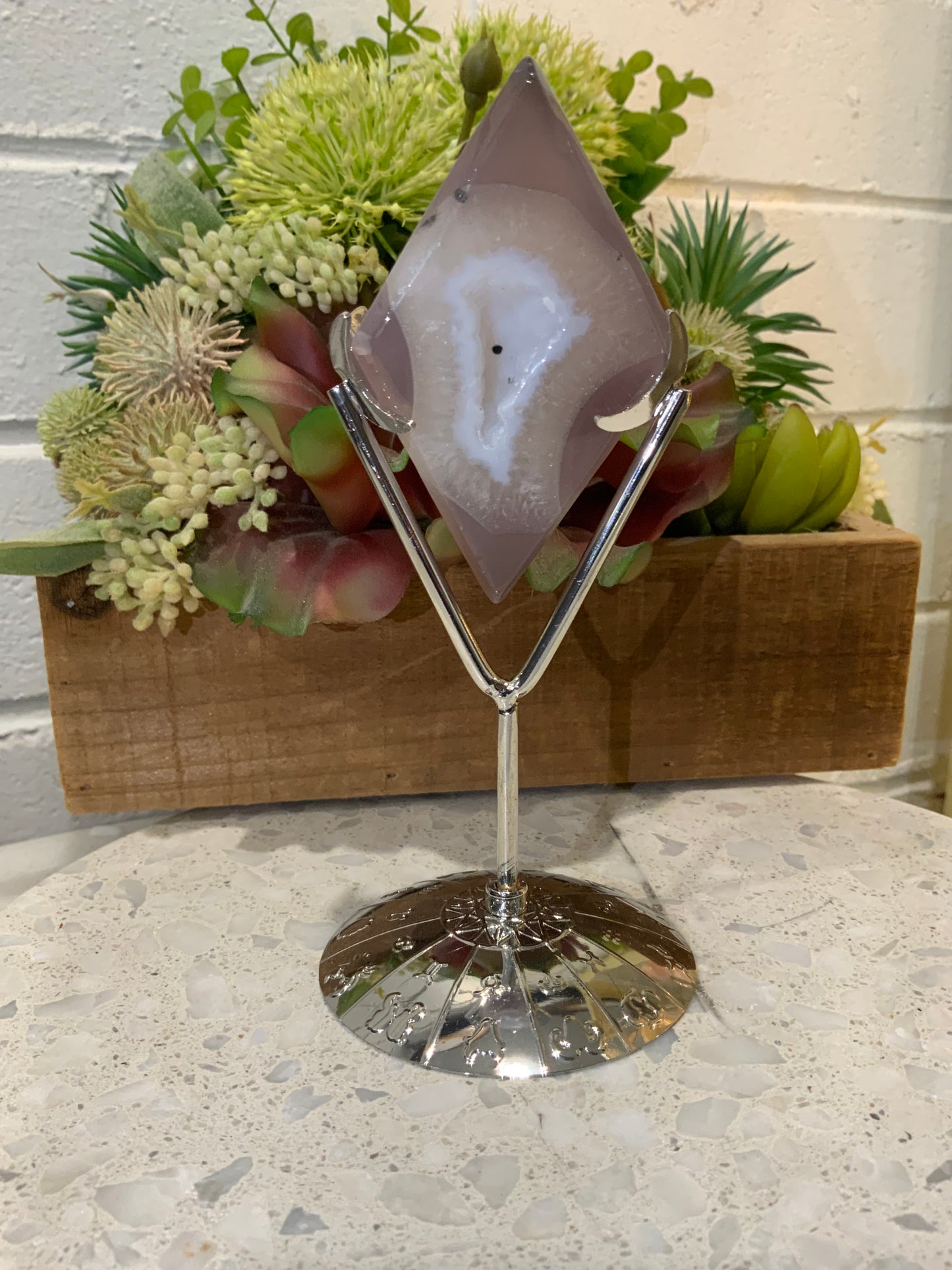 Diamond Agate Druzy + Stand