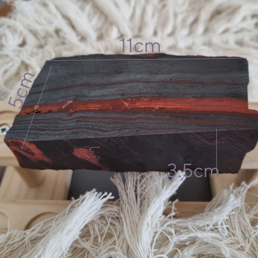 Hematite Jasper – Polished Face from Western Australia sizing