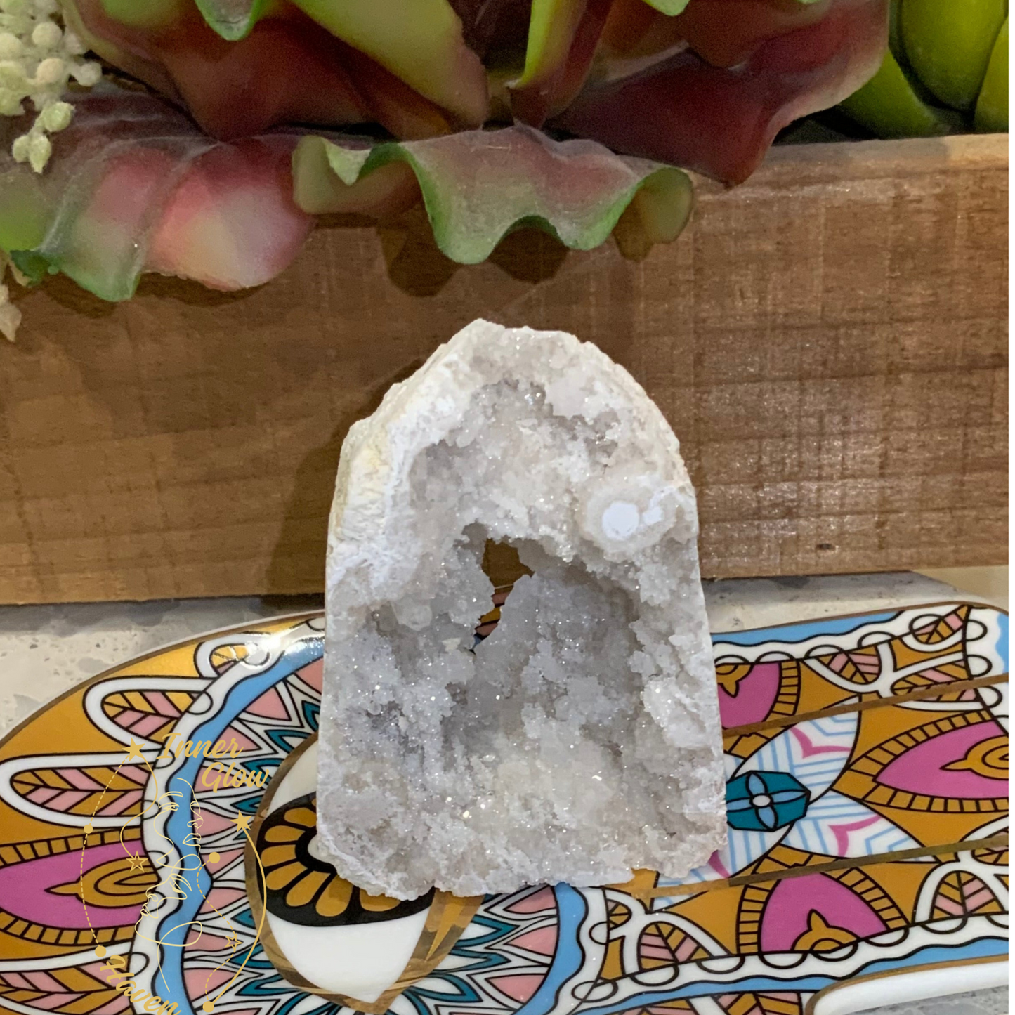 Natural Quartz Cave with druzy