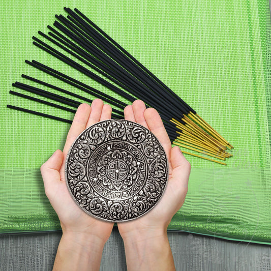 Beautiful patterned round incense burner