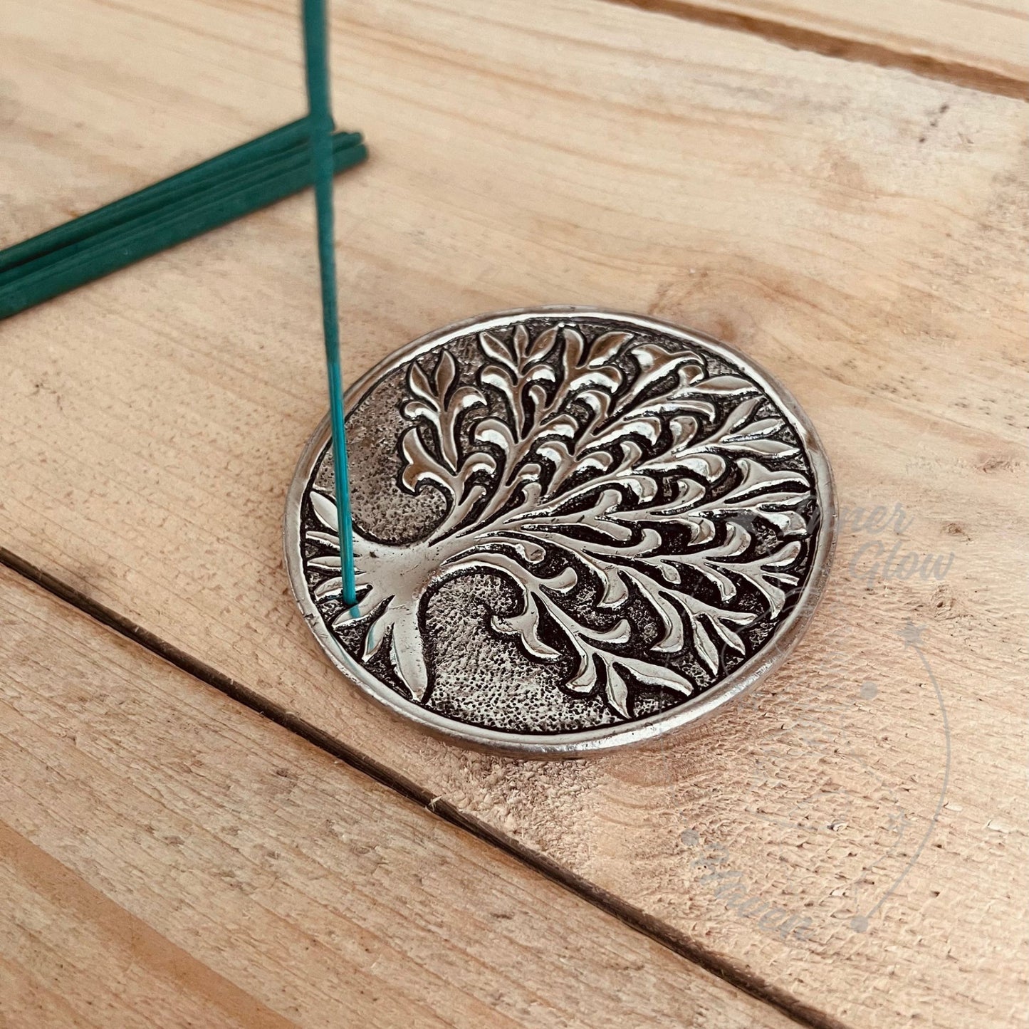 upclose of the tree of life holder