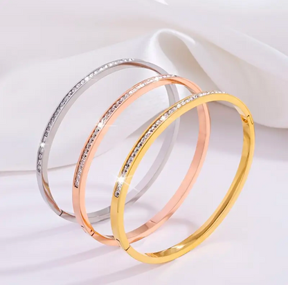 Everyday Elegance: Hypoallergenic Stainless Steel CZ Bangle
