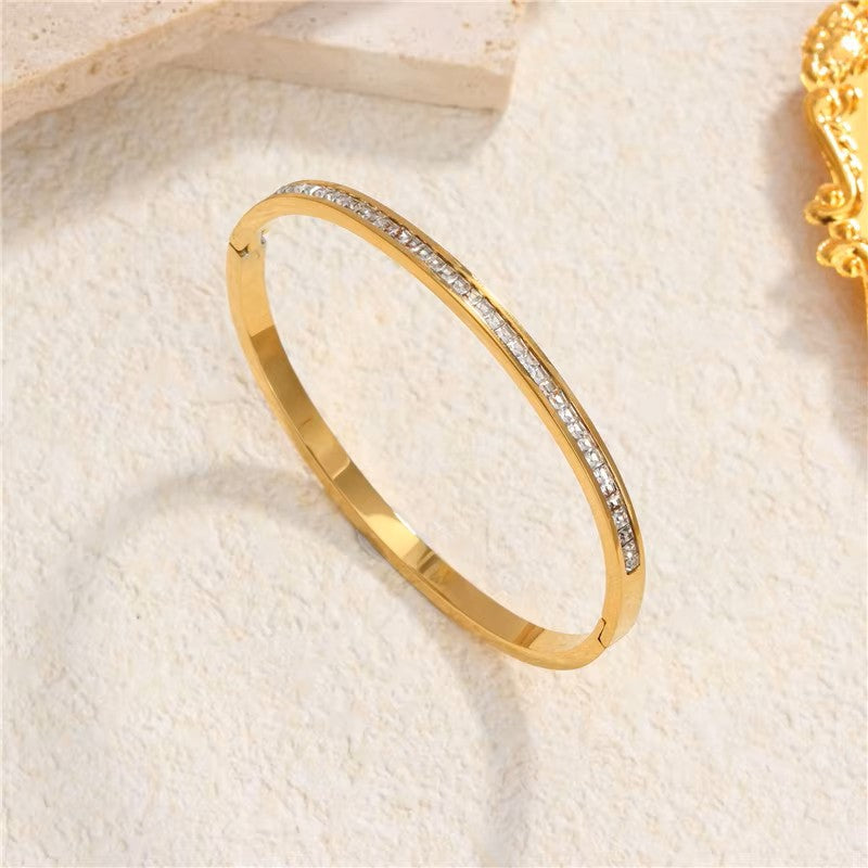 gold plated stainless steel waterproof bangle